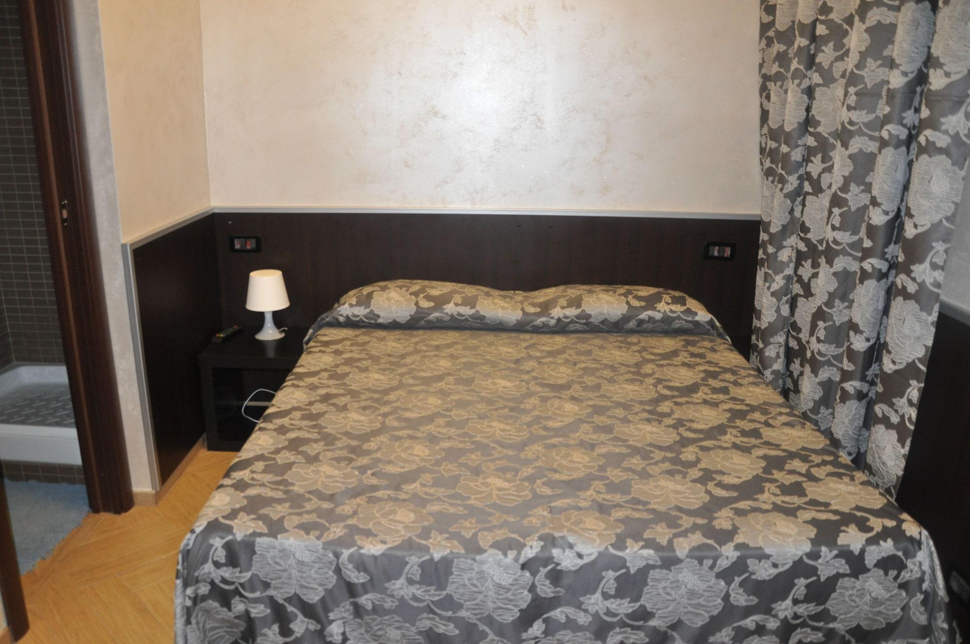 Funny Palace Hostel Ρώμη Εξωτερικό φωτογραφία
