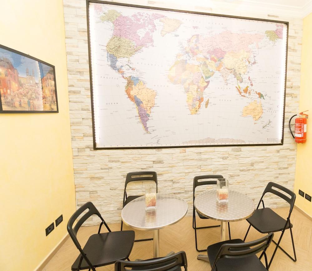 Funny Palace Hostel Ρώμη Εξωτερικό φωτογραφία