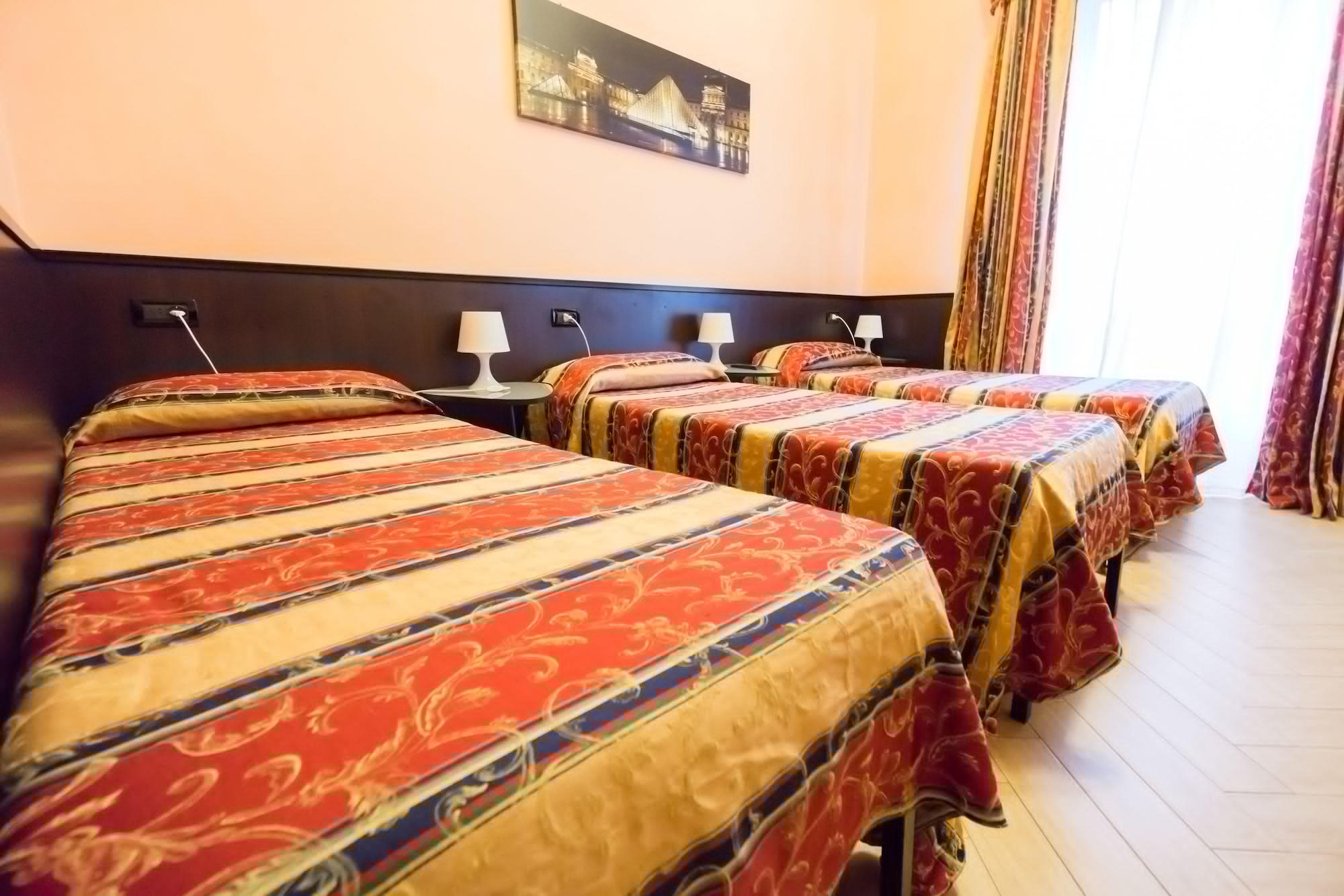 Funny Palace Hostel Ρώμη Εξωτερικό φωτογραφία