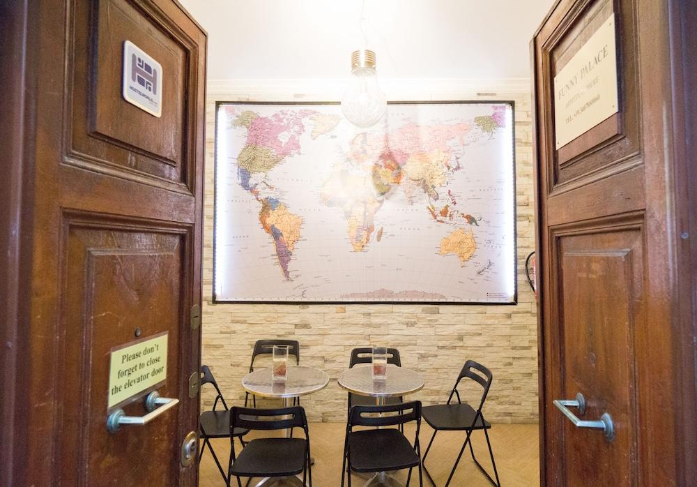Funny Palace Hostel Ρώμη Εξωτερικό φωτογραφία