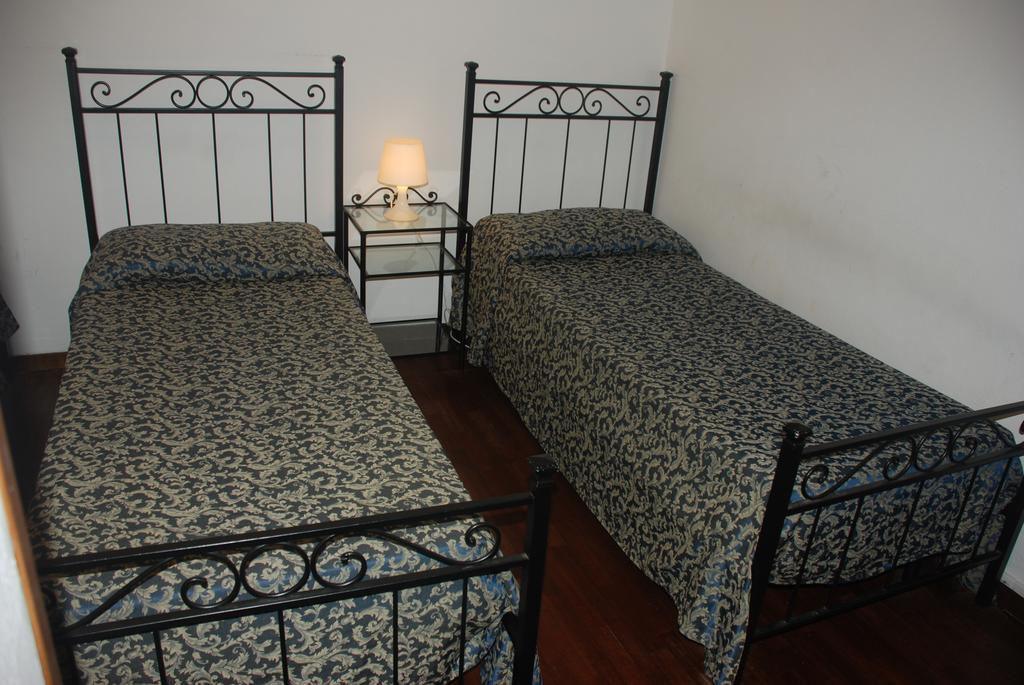 Funny Palace Hostel Ρώμη Δωμάτιο φωτογραφία