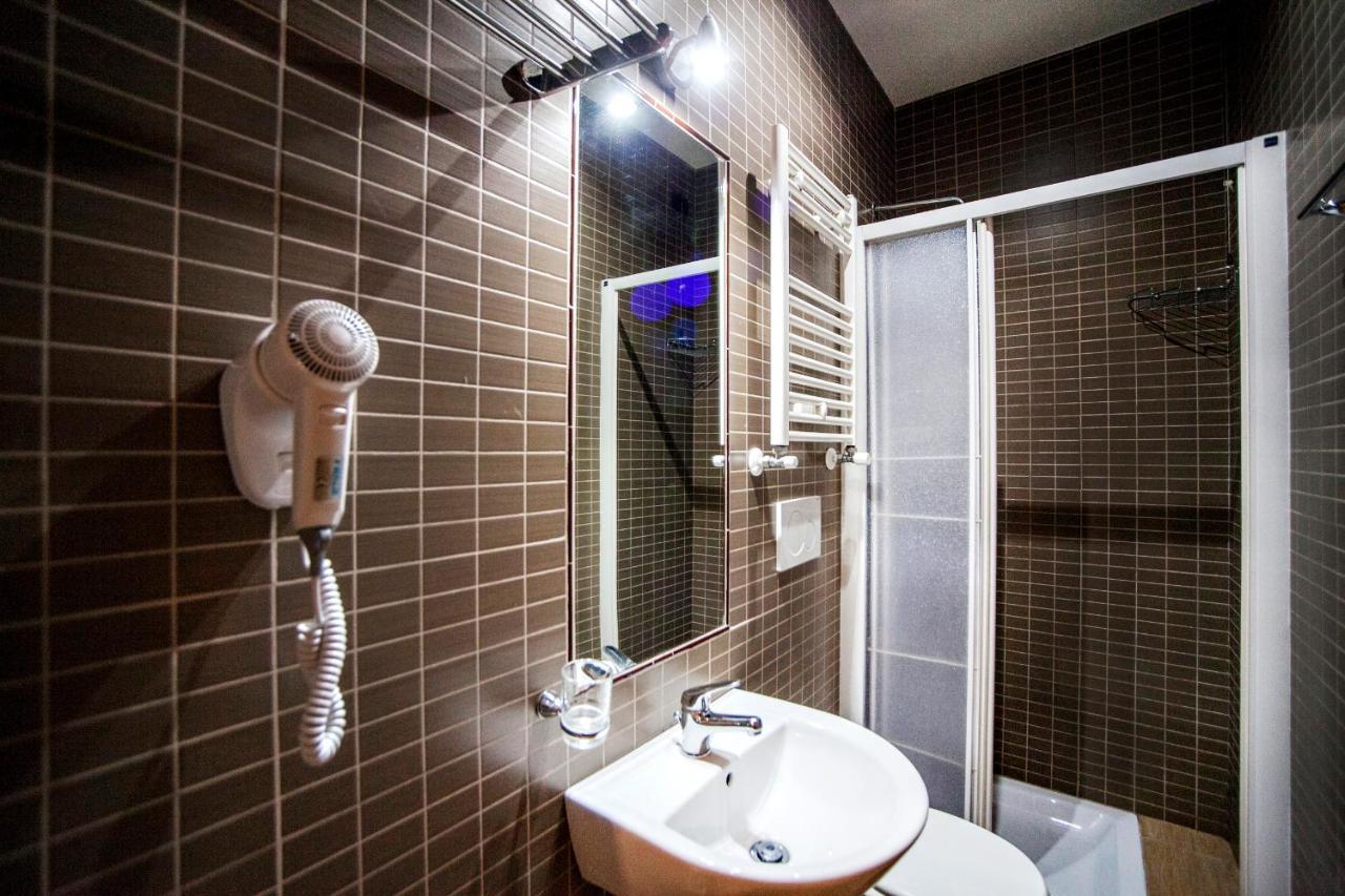 Funny Palace Hostel Ρώμη Εξωτερικό φωτογραφία